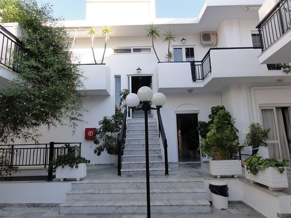 Hotel Athina Karavomylos Exteriér fotografie