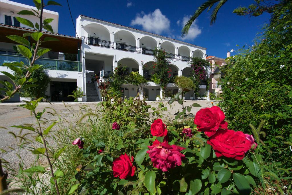 Hotel Athina Karavomylos Exteriér fotografie