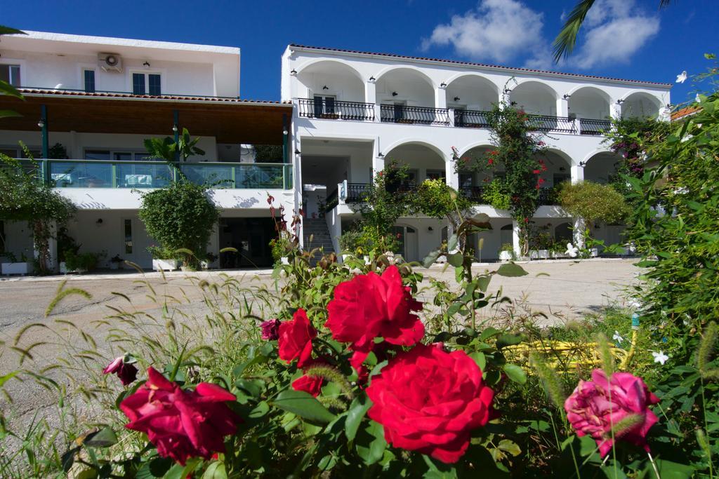 Hotel Athina Karavomylos Exteriér fotografie