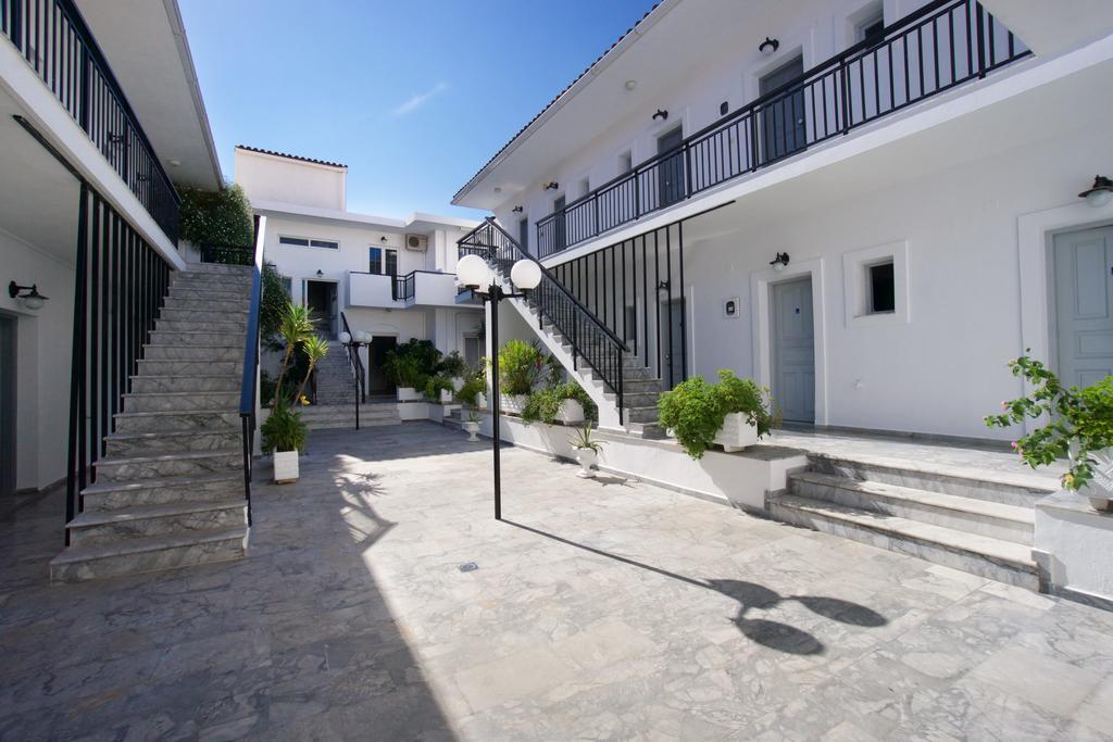 Hotel Athina Karavomylos Exteriér fotografie